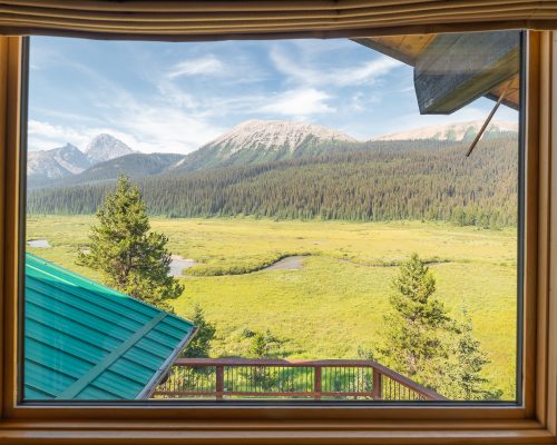 Lodge Room View Eagle Raven
